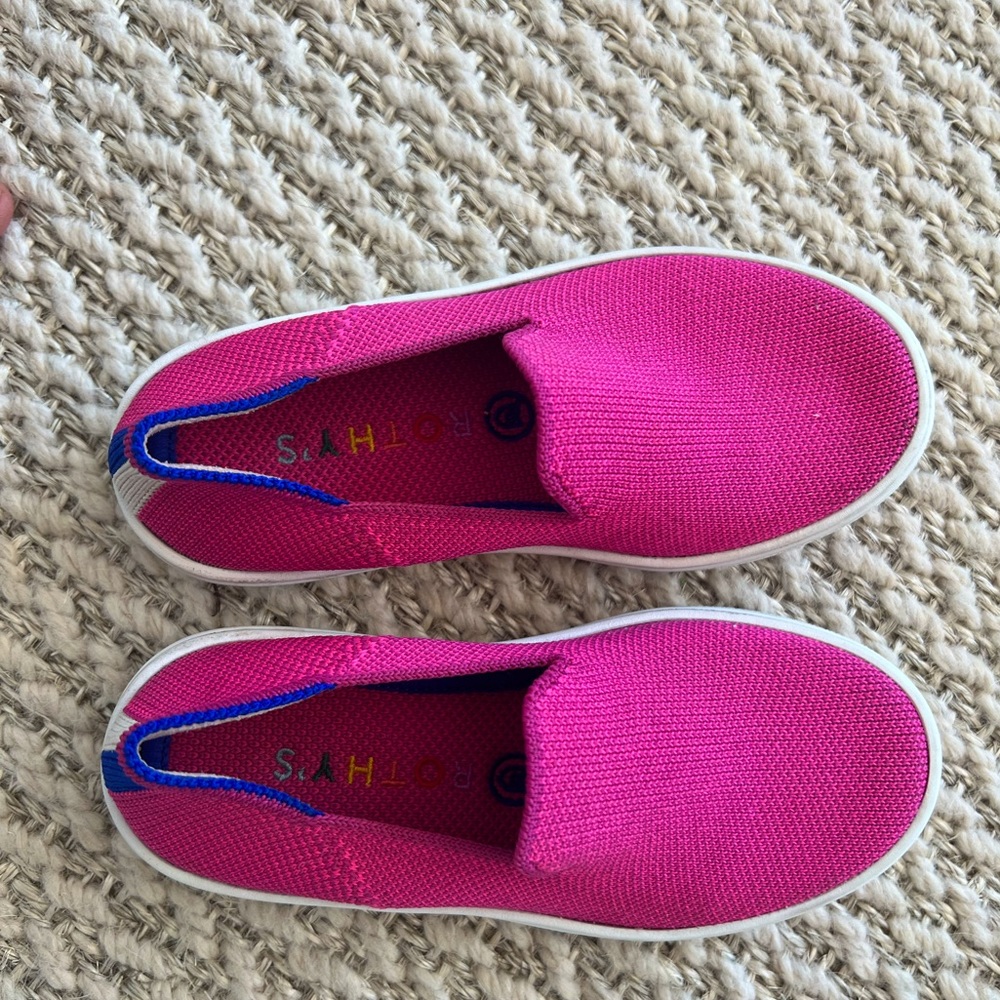 Rothy’s kids sneaker- size 11 bubblegum